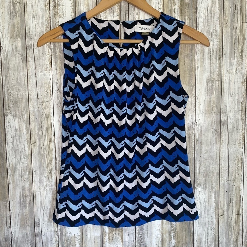 Calvin Klein Blue Patterned Sleeveless Blouse